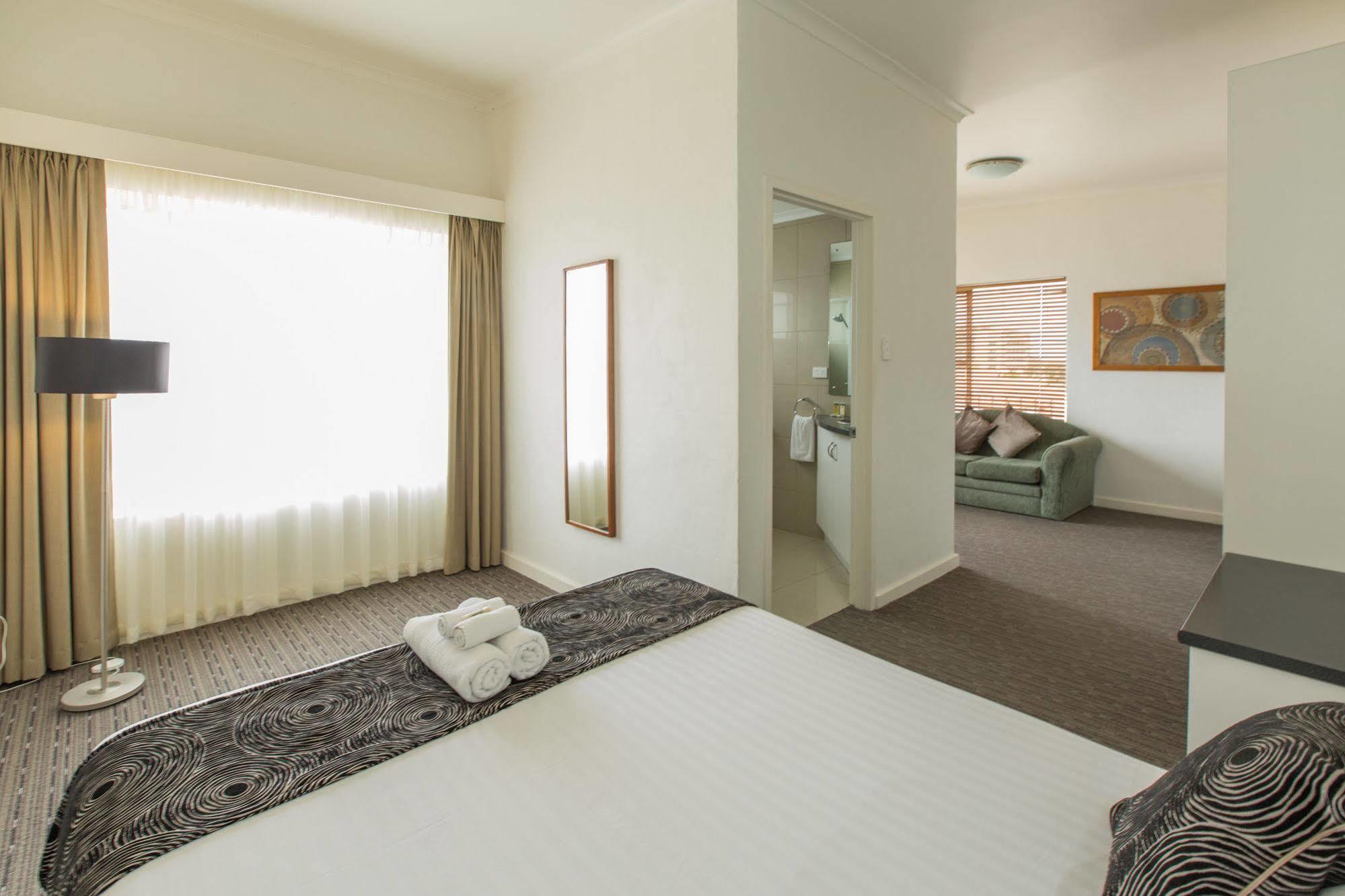 Bay 10 - Suites And Apartments Port Lincoln Ngoại thất bức ảnh